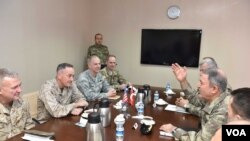 ABD Genelkurmay Başkanı Joseph Dunford ile Genelkurmay Başkanı Orgeneral Hulusi Akar, 17 Şubat günü Ankara'da görüştü